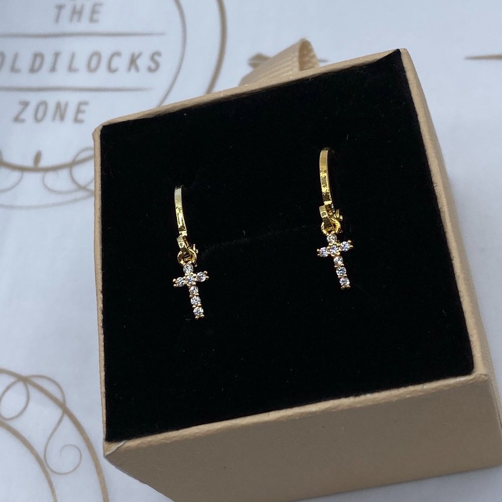 Cute Gold Cross Earrings Diamond Zirconia 18k GP !